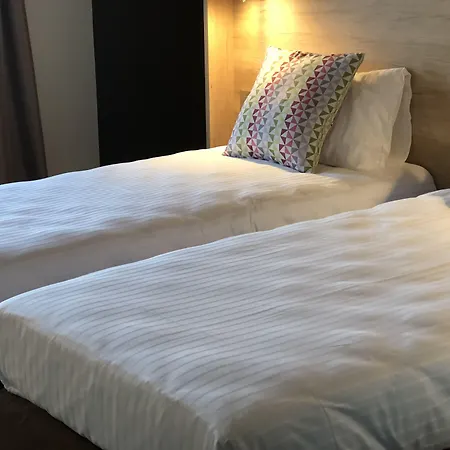 Campanile Prime Laval Nord Отель 3*