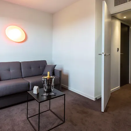 Campanile Prime Laval Nord 3* Laval