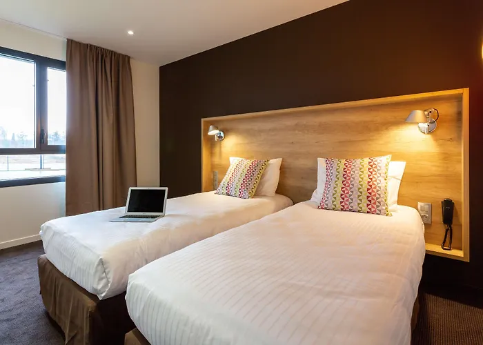 Campanile Nord Laval (Mayenne)