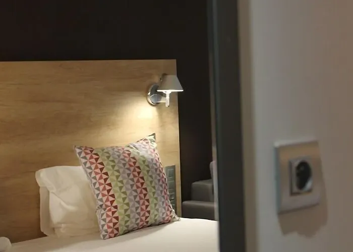 Campanile Nord Laval (Mayenne)