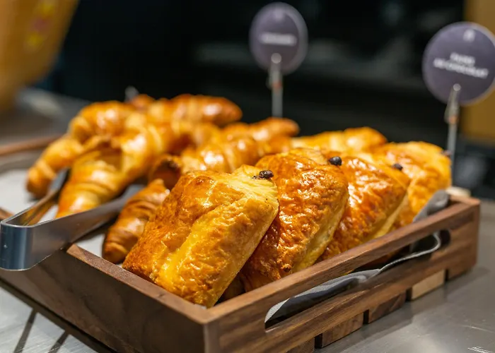 Campanile Nord Laval (Mayenne)