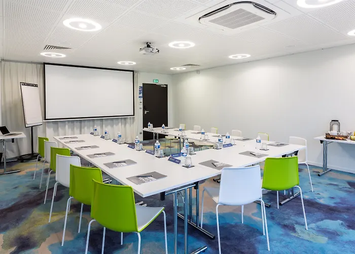 Hotel Campanile Nord Laval (Mayenne)