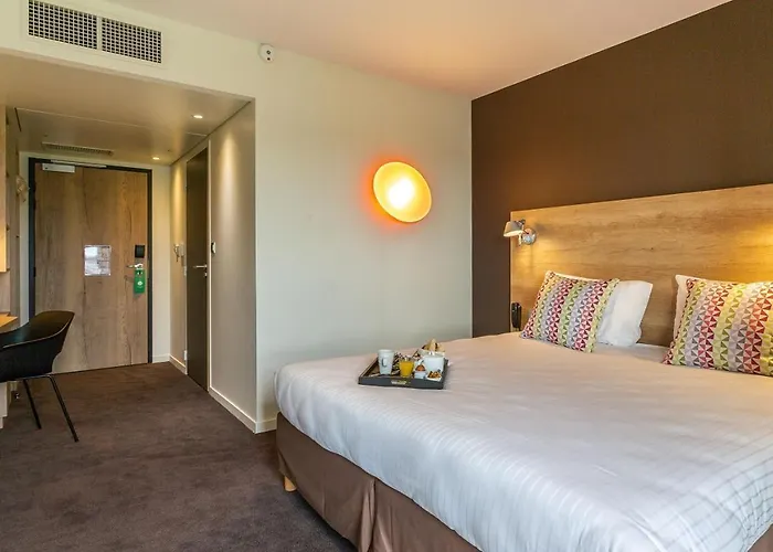 Hotel Campanile Nord